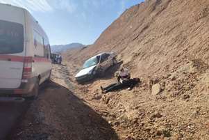  ۴ مصدوم در حادثه برخورد دو خودروی سواری در محور مواصلاتی عسلویه-شیراز